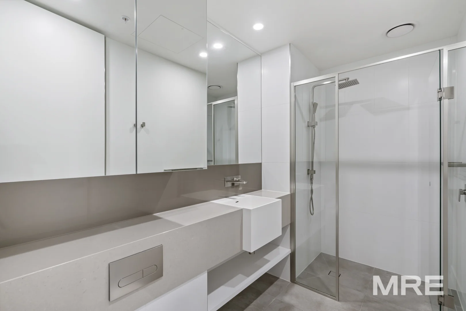 Additional image 6 of 1306/301 King Street, Melbourne VIC 3000