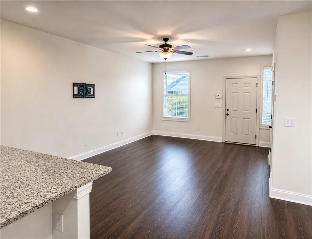 Additional image 5 of 3855 Academy Drive Unit 303, Opelika, AL 36801