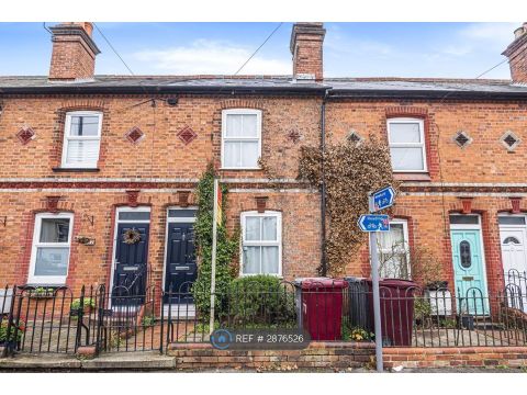 Elgar Road, Reading RG2