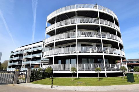 Kensal Drive, Quantum House M20