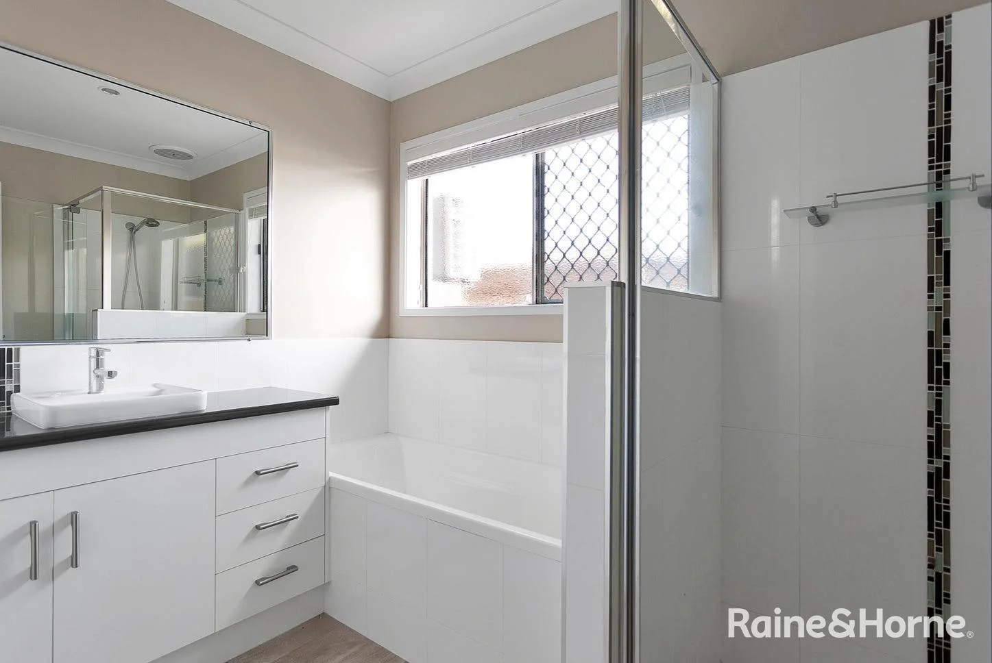 Additional image 12 of 5a Neill Street, East Mackay QLD 4740
