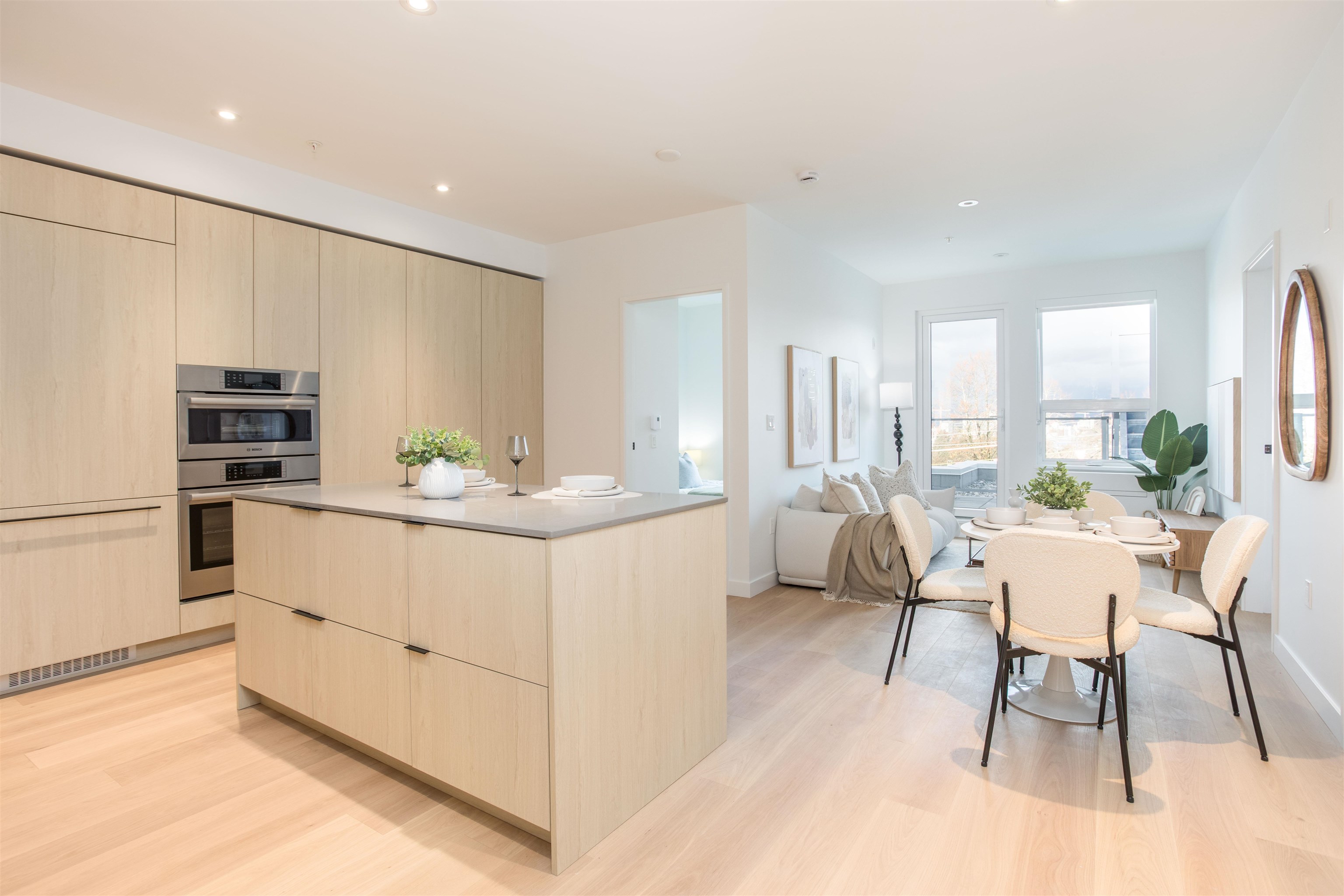 PH521-2471 St. George Street, Vancouver, BC, V5T 1W9