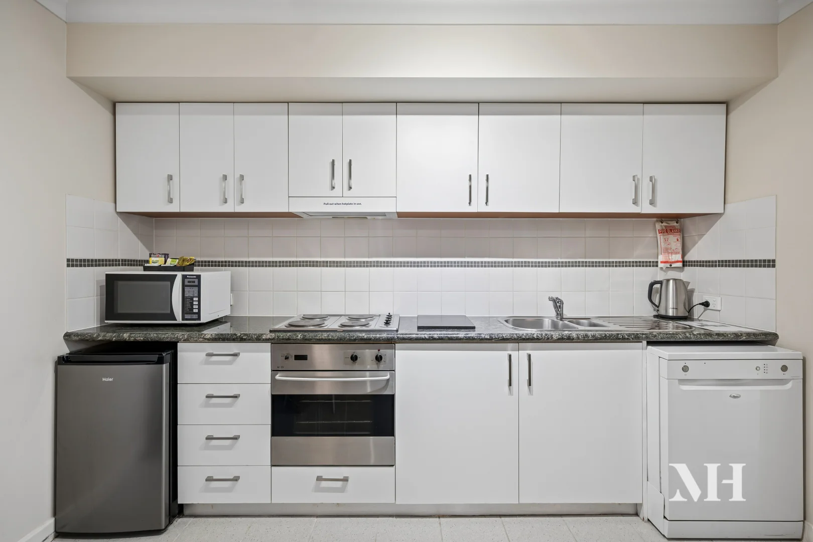 304/112 Mounts Bay Road, Perth WA 6000 photo 5