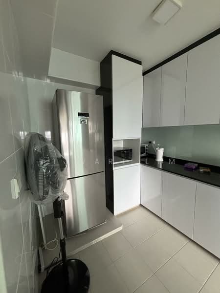 95C Henderson Road photo 3