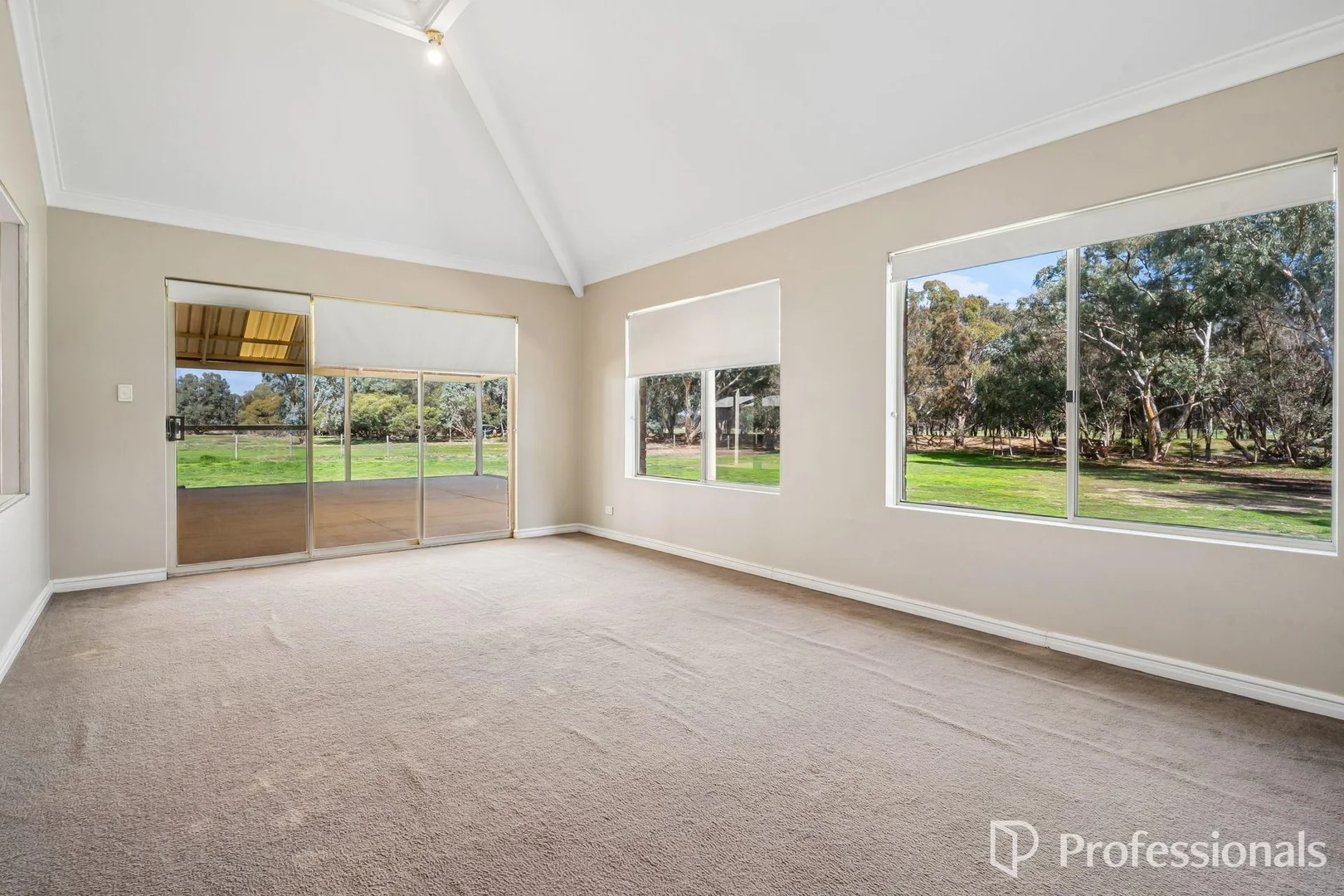 Additional image 16 of 31 Simmental Place, Oakford WA 6121