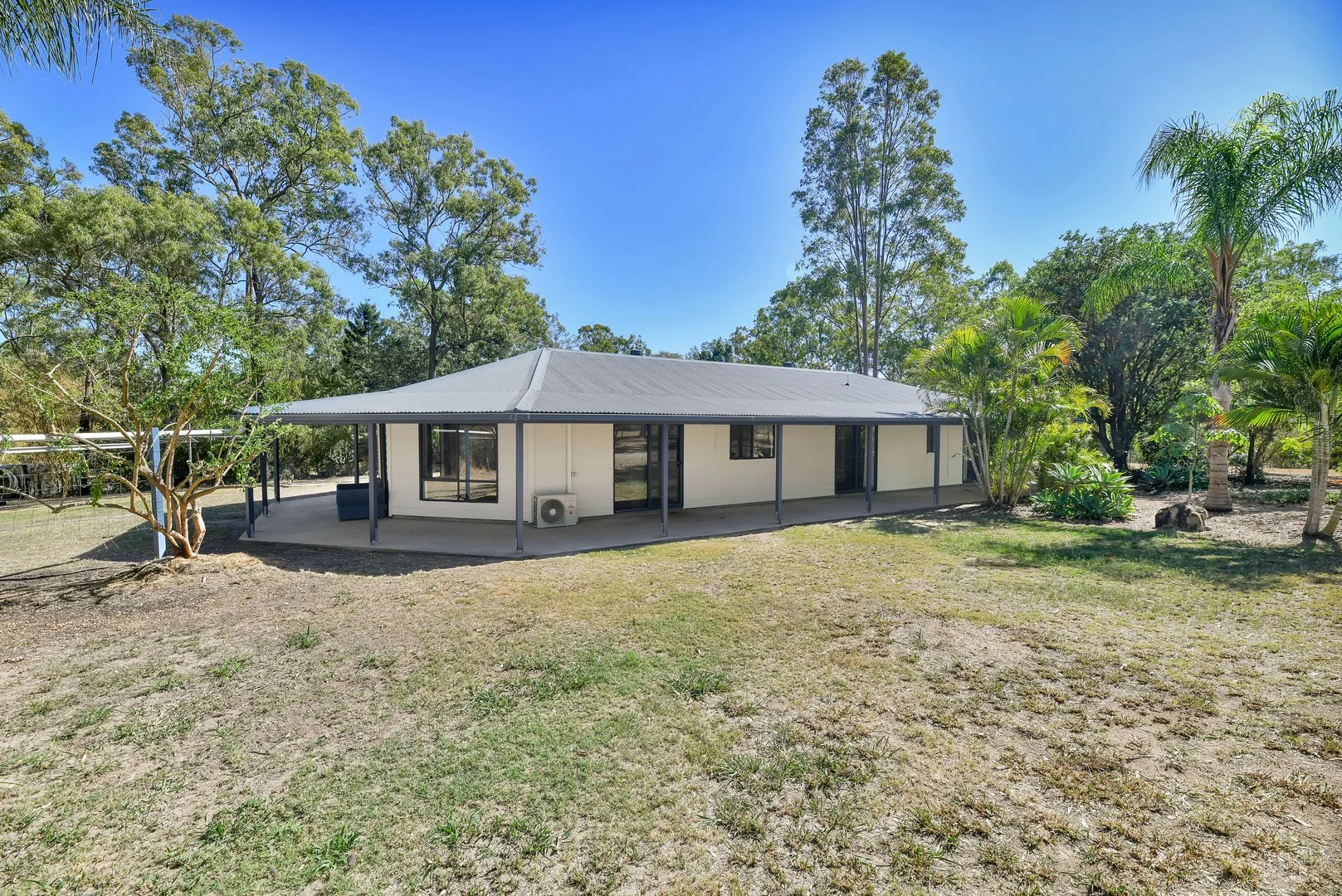 11 Bond Court, Kensington Grove QLD 4341
