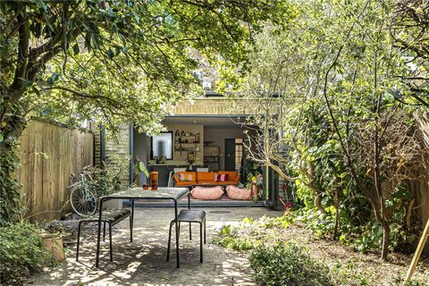 Grove Road, London E3