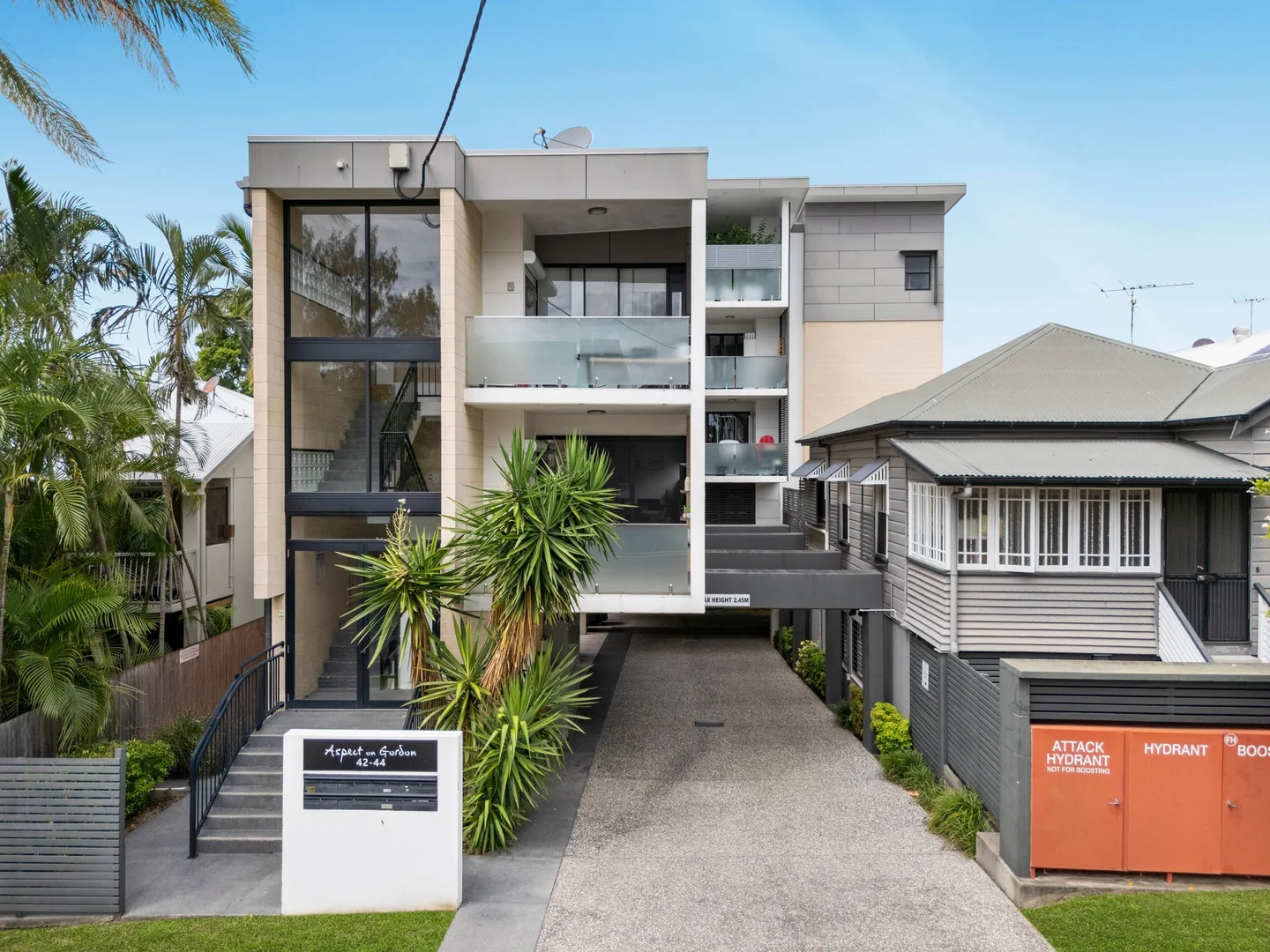 6/44 Gordon Street, Milton QLD 4064 photo 3