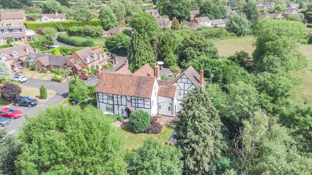 Additional image 42 of 6 bed detached house for salePratts Lane, Mappleborough Green, Warwickshire B80