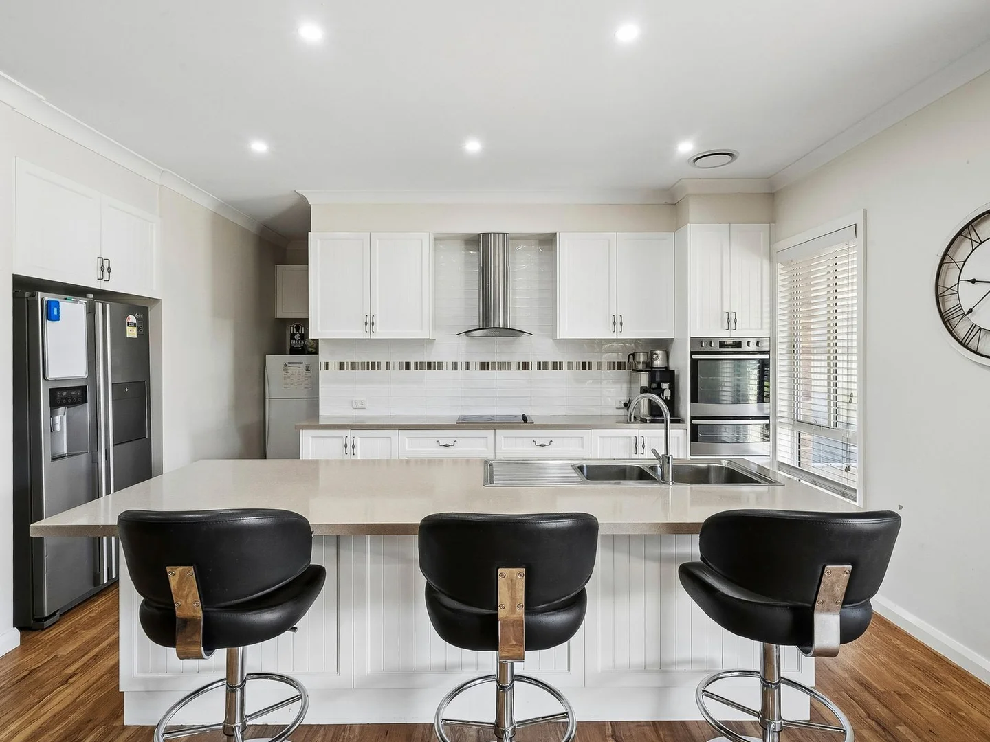 2 Hillview Drive, Yarrawonga VIC 3730 photo 5