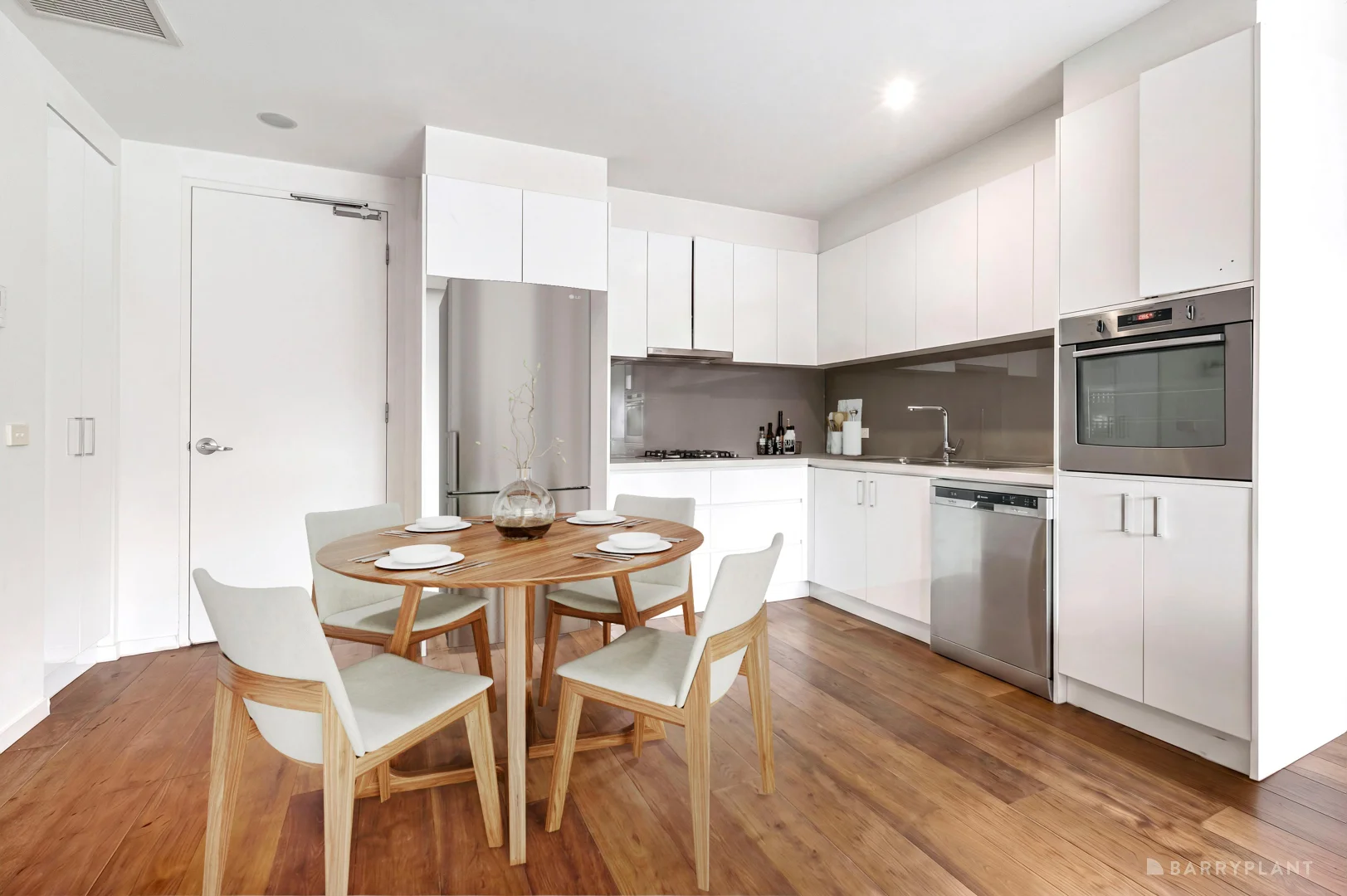 Additional image 3 of 103/927 Doncaster Road, Doncaster East VIC 3109