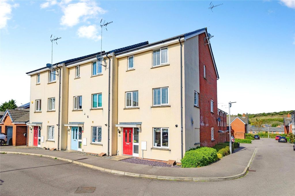 Additional image 20 of 5 bed end terrace house for saleFossett Grove, Dunstable, Bedfordshire LU6