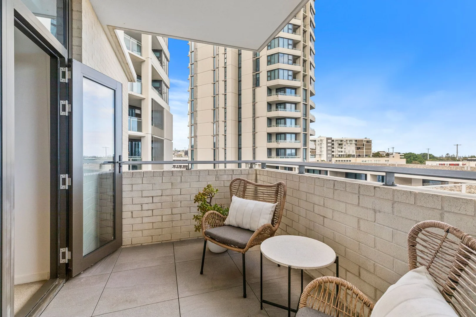 Additional image 8 of 504/470 King Street, Newcastle West NSW 2302