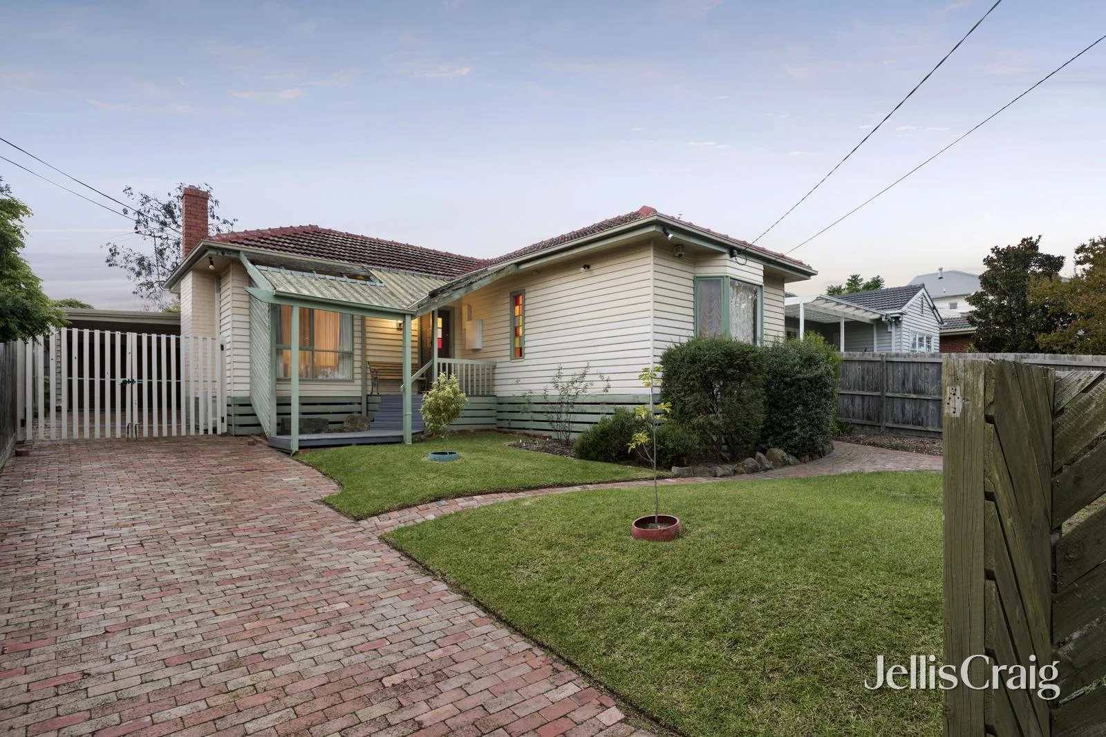 13 Vasey Street, Bentleigh East VIC 3165
