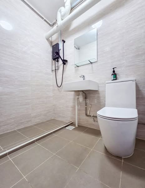 172 Hougang Avenue 1 photo 5