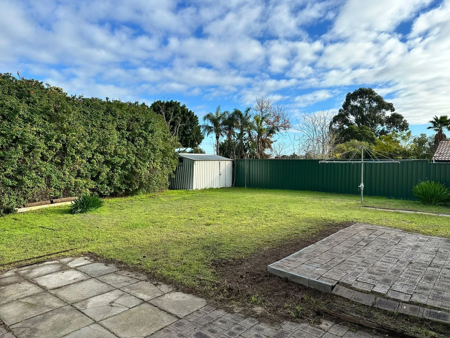 69 Amberton Ave, Girrawheen WA 6064