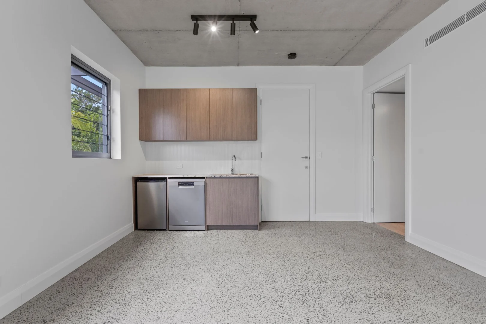 Additional image 18 of villa 5/11 Village Way, Currumbin Valley QLD 4223