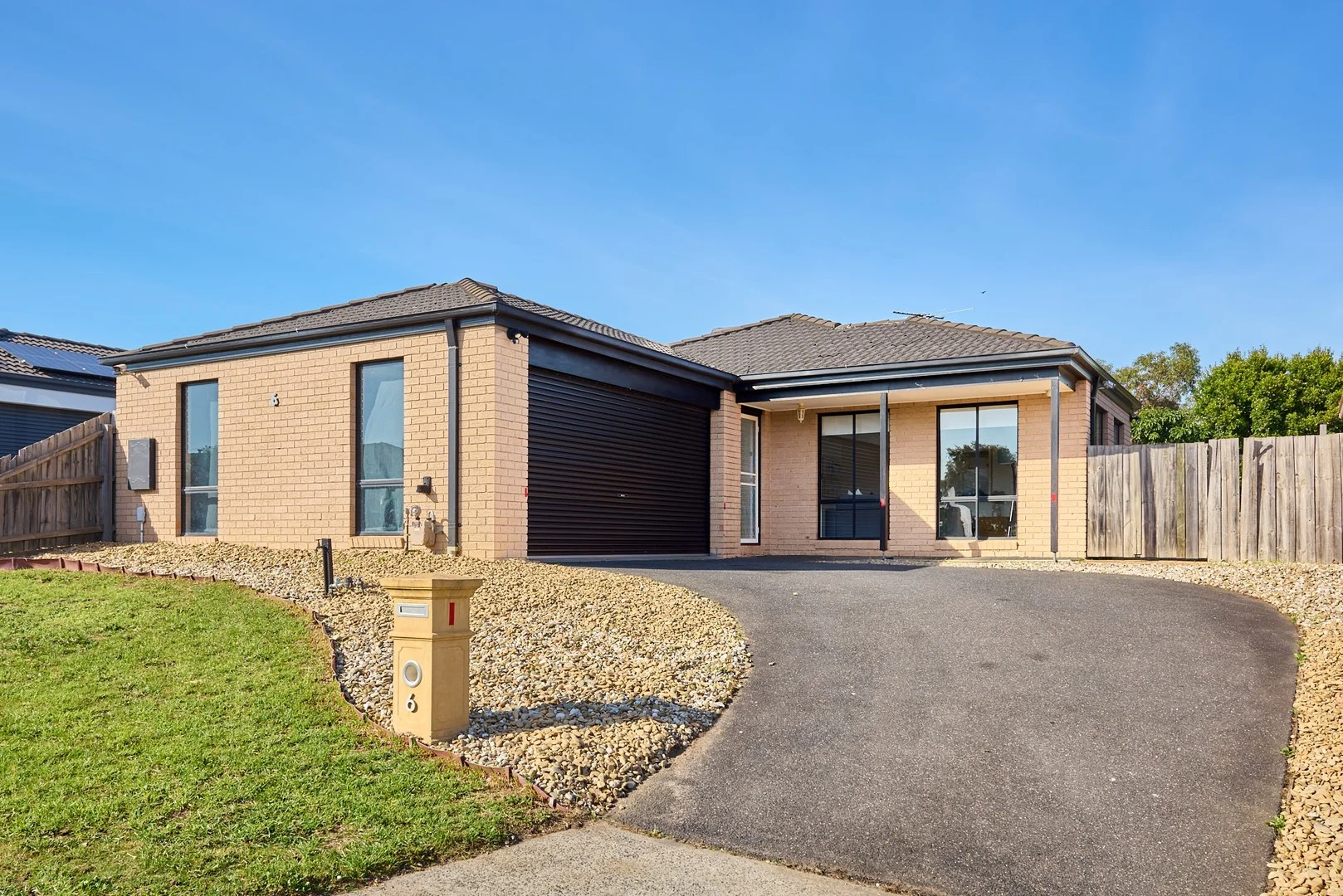 6 Ella Paige Place, Carrum Downs VIC 3201