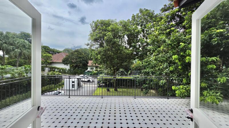 Newly Renovated 4 Bedroom Bungalow at King Albert Park photo 4