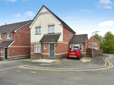Heol Y Celyn, Tregof Village, Swansea Vale, Swansea, West Glamorgan SA7