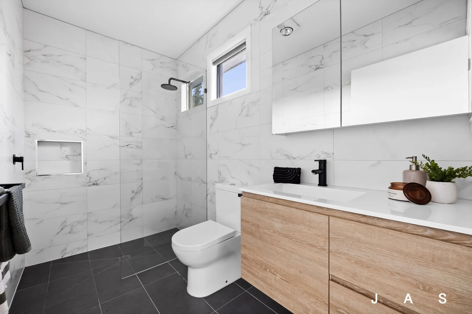 Additional image 12 of 3/2 Coleman Street, Maidstone VIC 3012