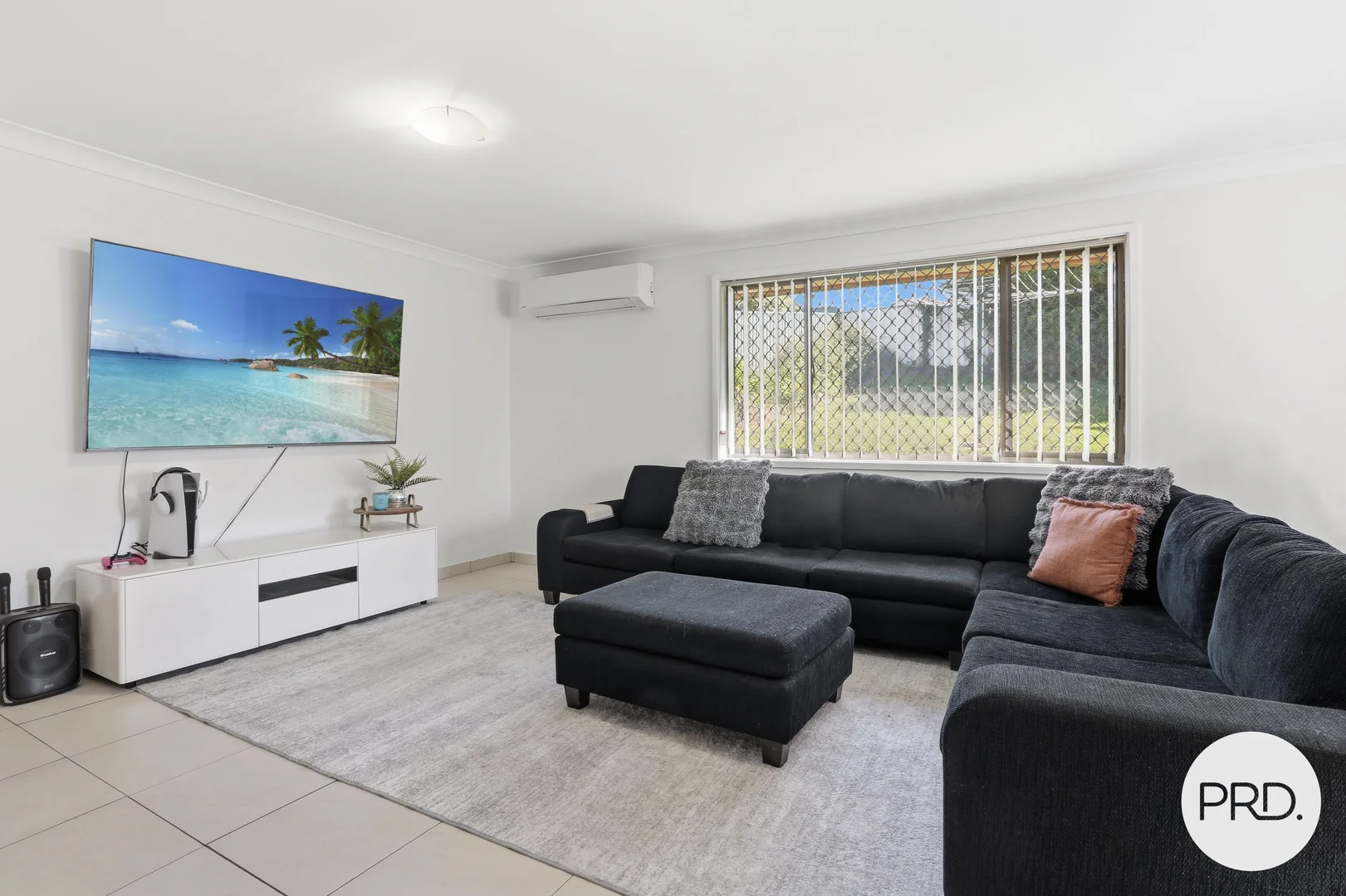 Additional image 3 of 20 Karrabah Crescent, Lake Heights NSW 2502