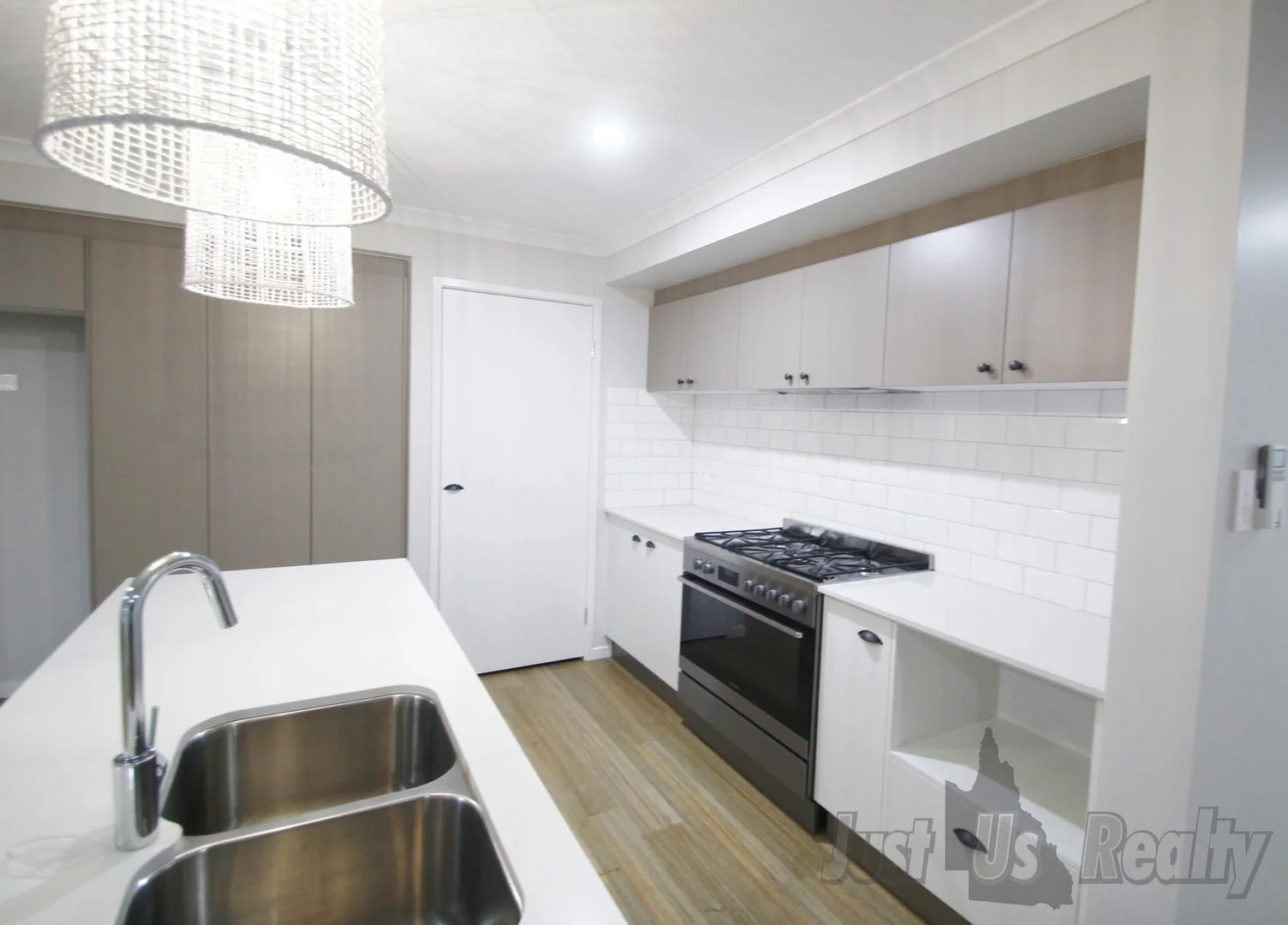 Additional image 3 of 1 Bowerbird Court, Branyan QLD 4670