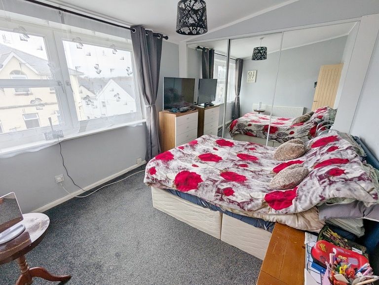 Additional image 4 of 2 bed maisonette for saleNew Road, Porthcawl CF36