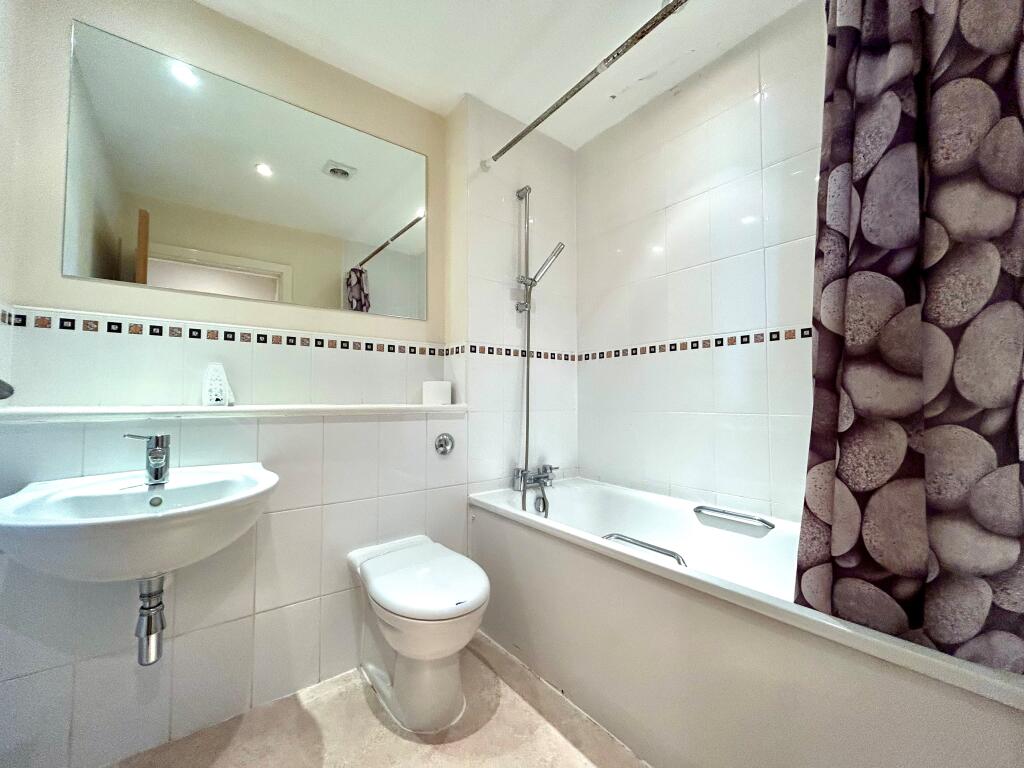 Additional image 8 of The Quartz, Hall Street