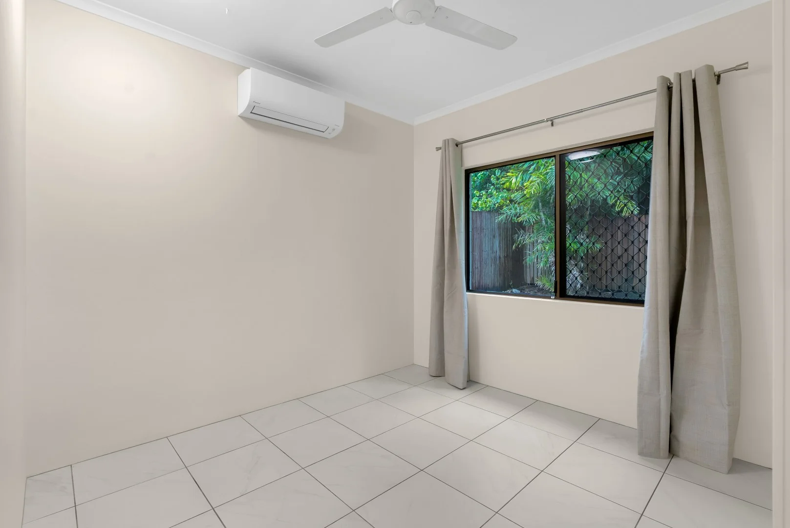 Additional image 18 of 7 Garland Close, Kanimbla QLD 4870