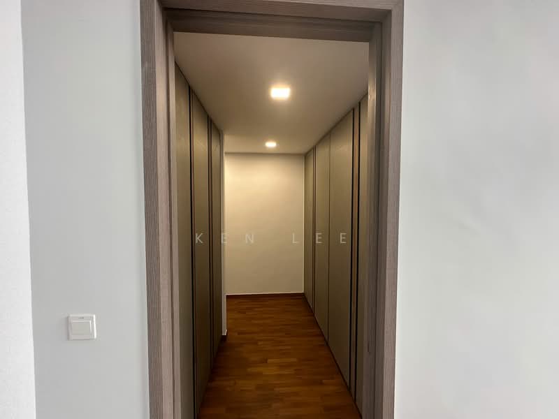 ✅⭐️ D05 – Rare Top Floor 4 Bedder | 1927 sqft | Free Shuttle Bus | Walk to MRT photo 5