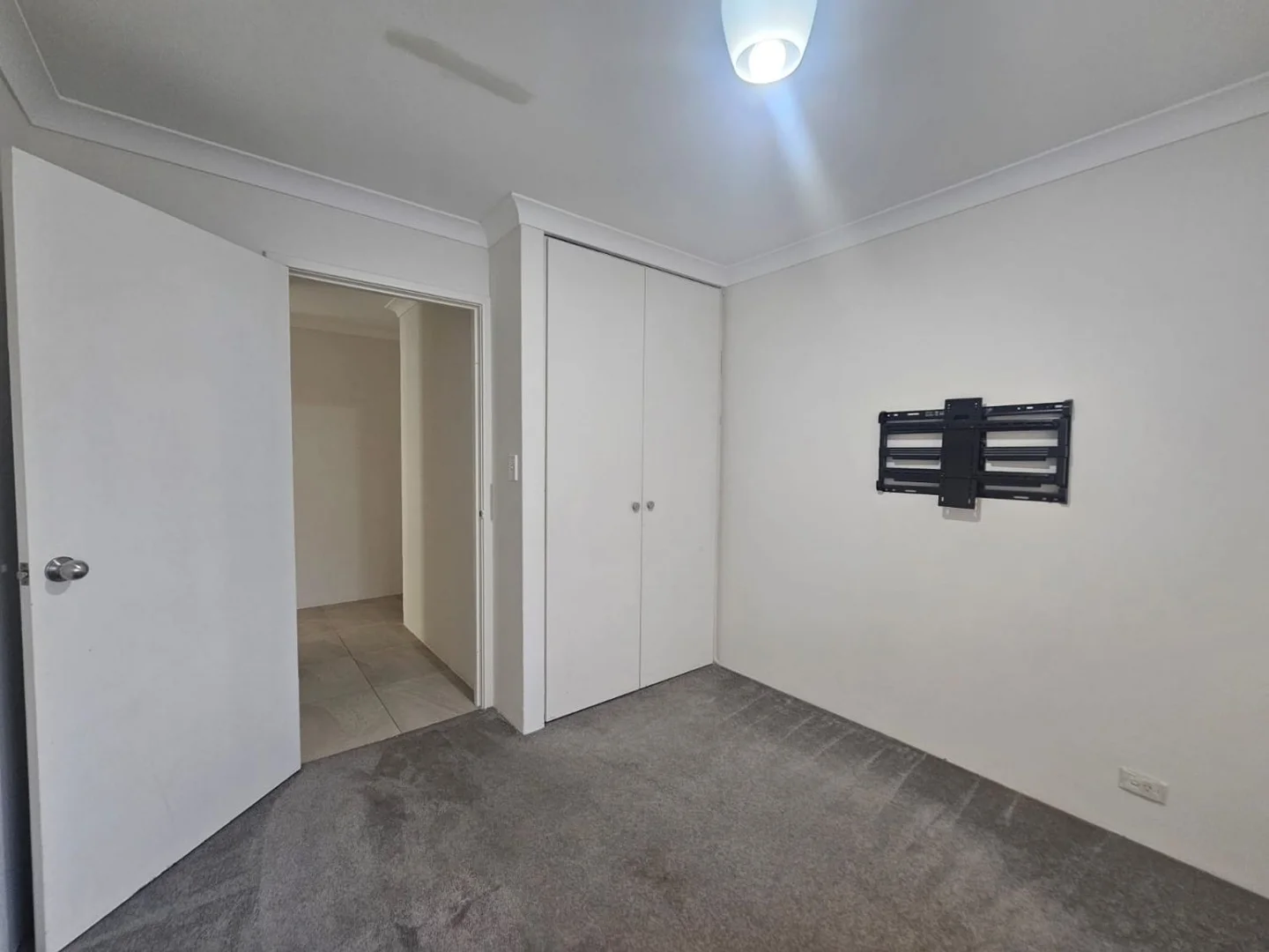 Additional image 13 of 50 Forest Lakes Drive, Thornlie WA 6108
