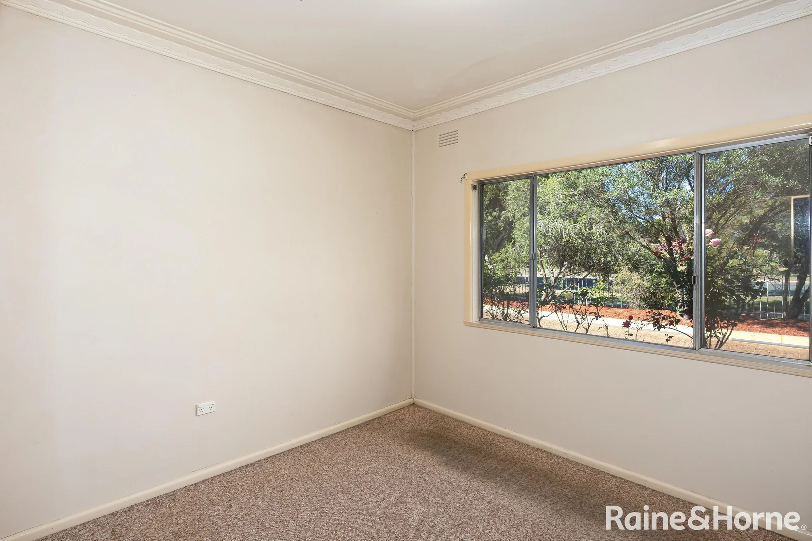 Additional image 4 of 211 Fernleigh Road, Ashmont NSW 2650