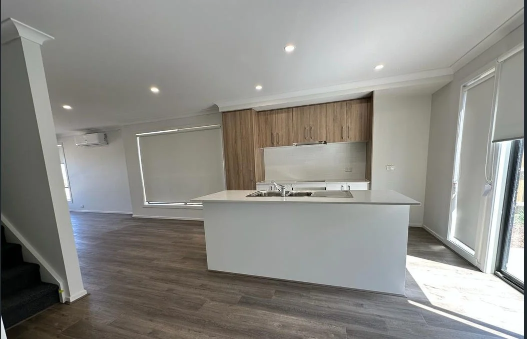 42 Isherwood Road, Deanside VIC 3336 photo 2