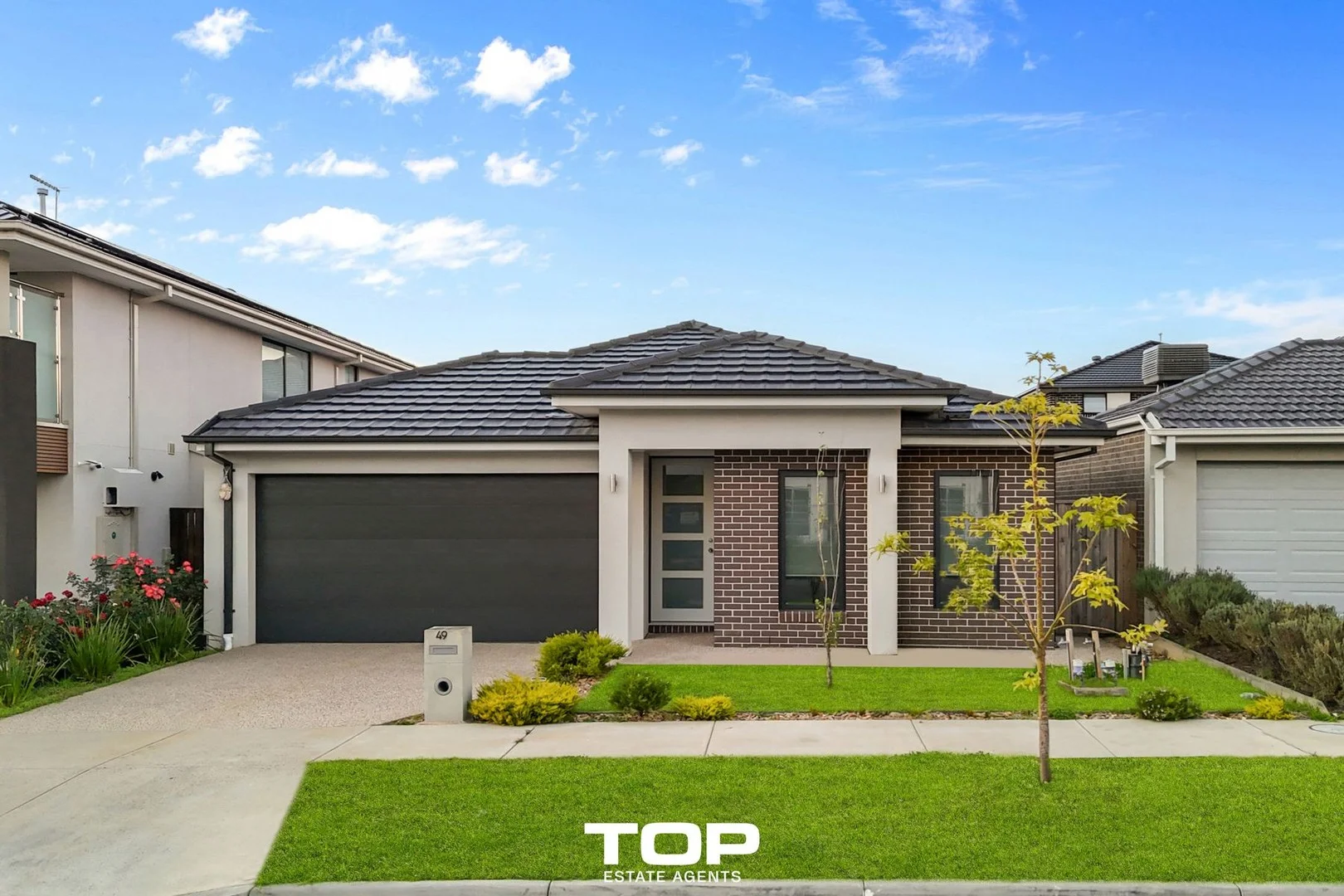 49 Taranaki Circuit, Clyde North VIC 3978