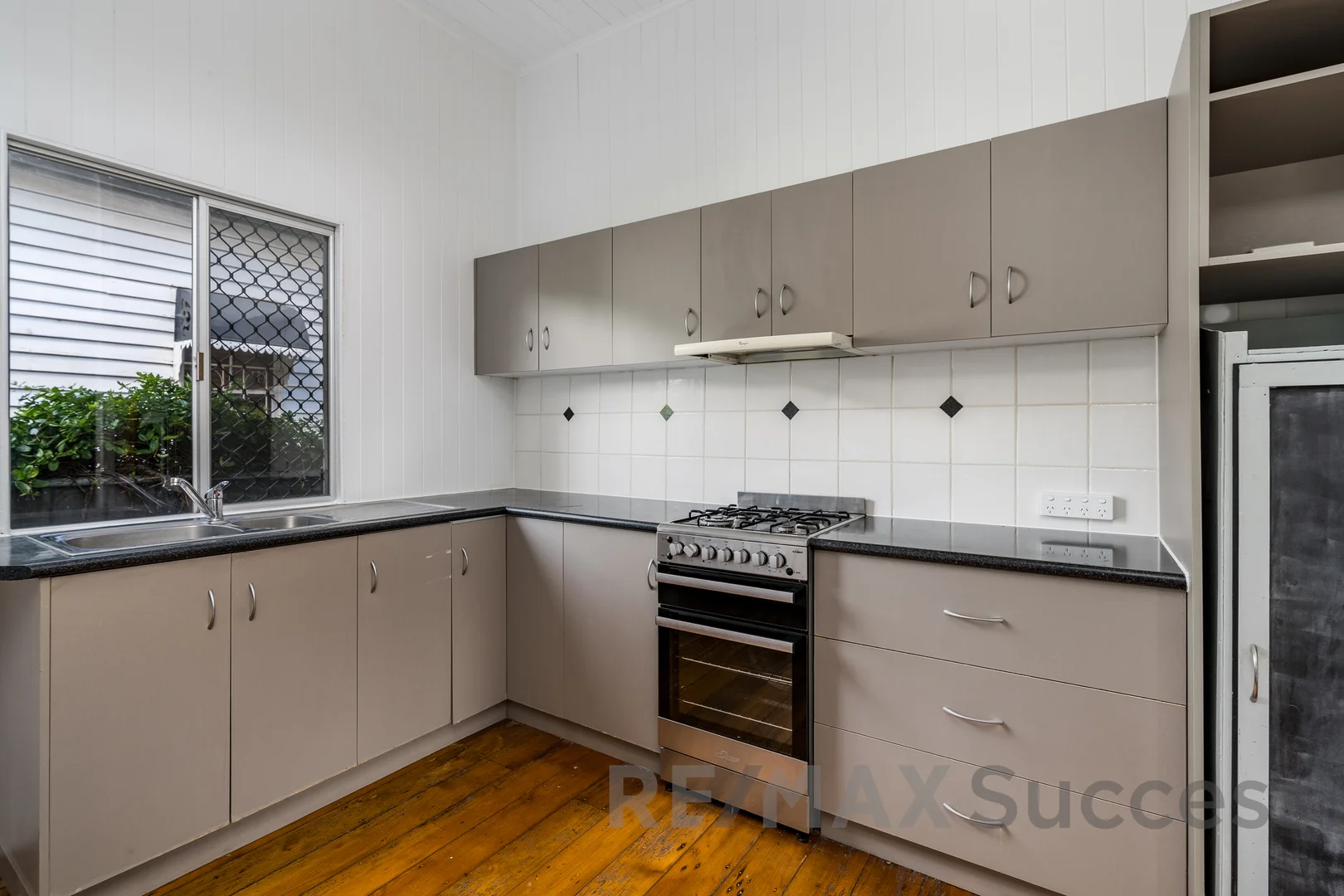 Additional image 4 of 6 Peardon Street, South Toowoomba QLD 4350