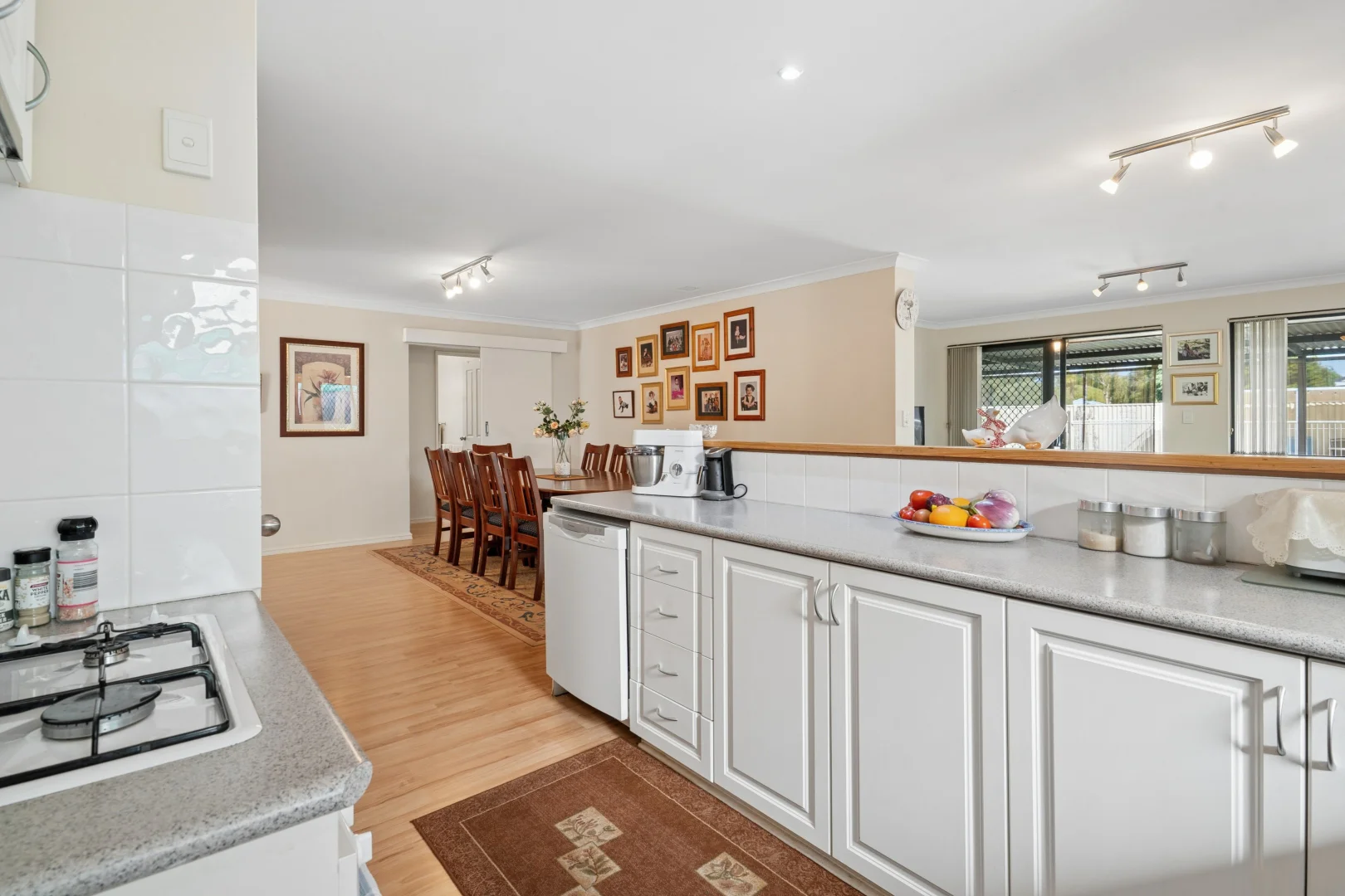 22 Bight Reefs Road, Singleton WA 6175 photo 3