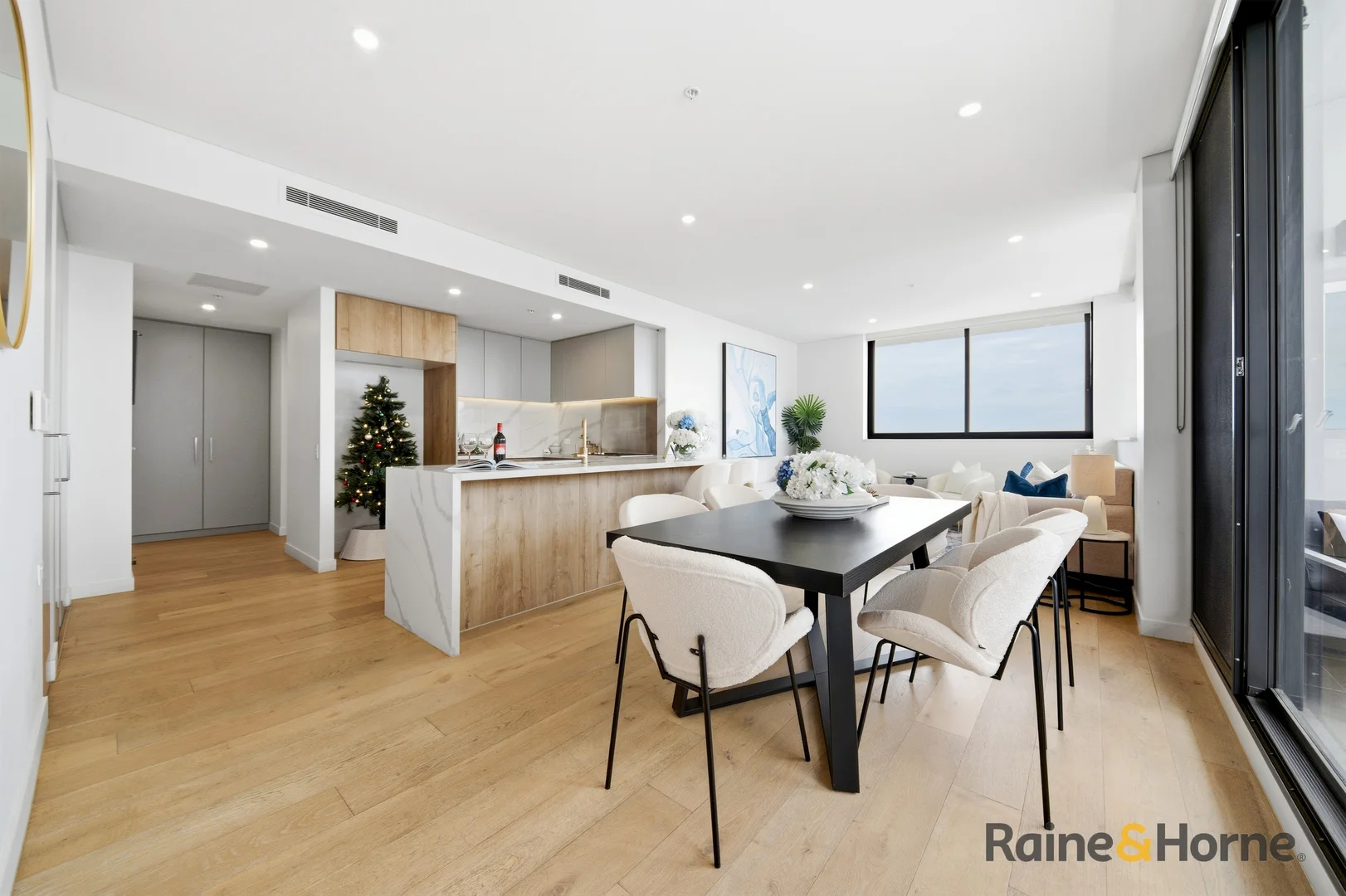 Additional image 4 of 602/1 Freeman Road, Chatswood NSW 2067