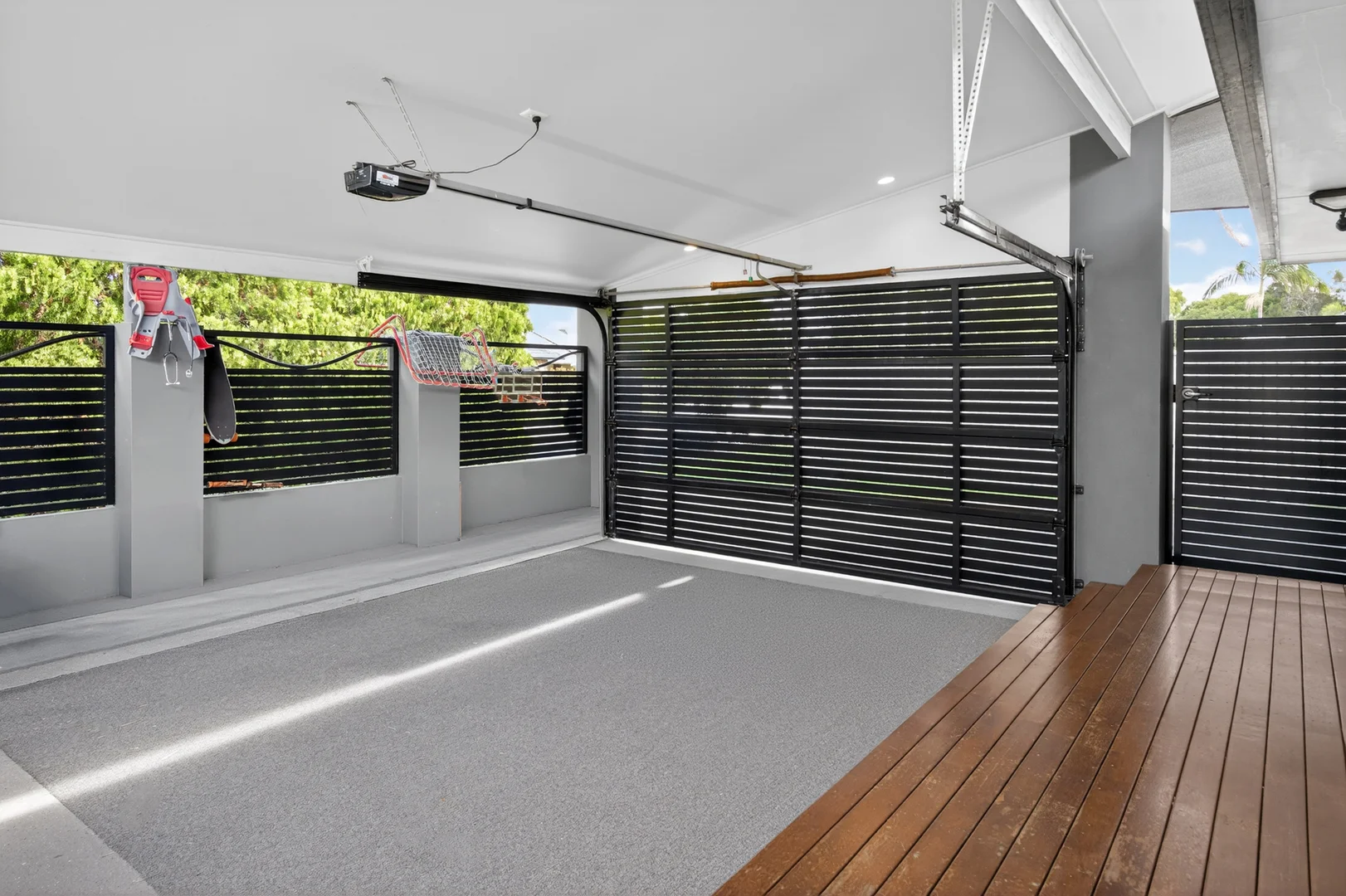 Additional image 9 of 2/6 Russell Court, Miami QLD 4220