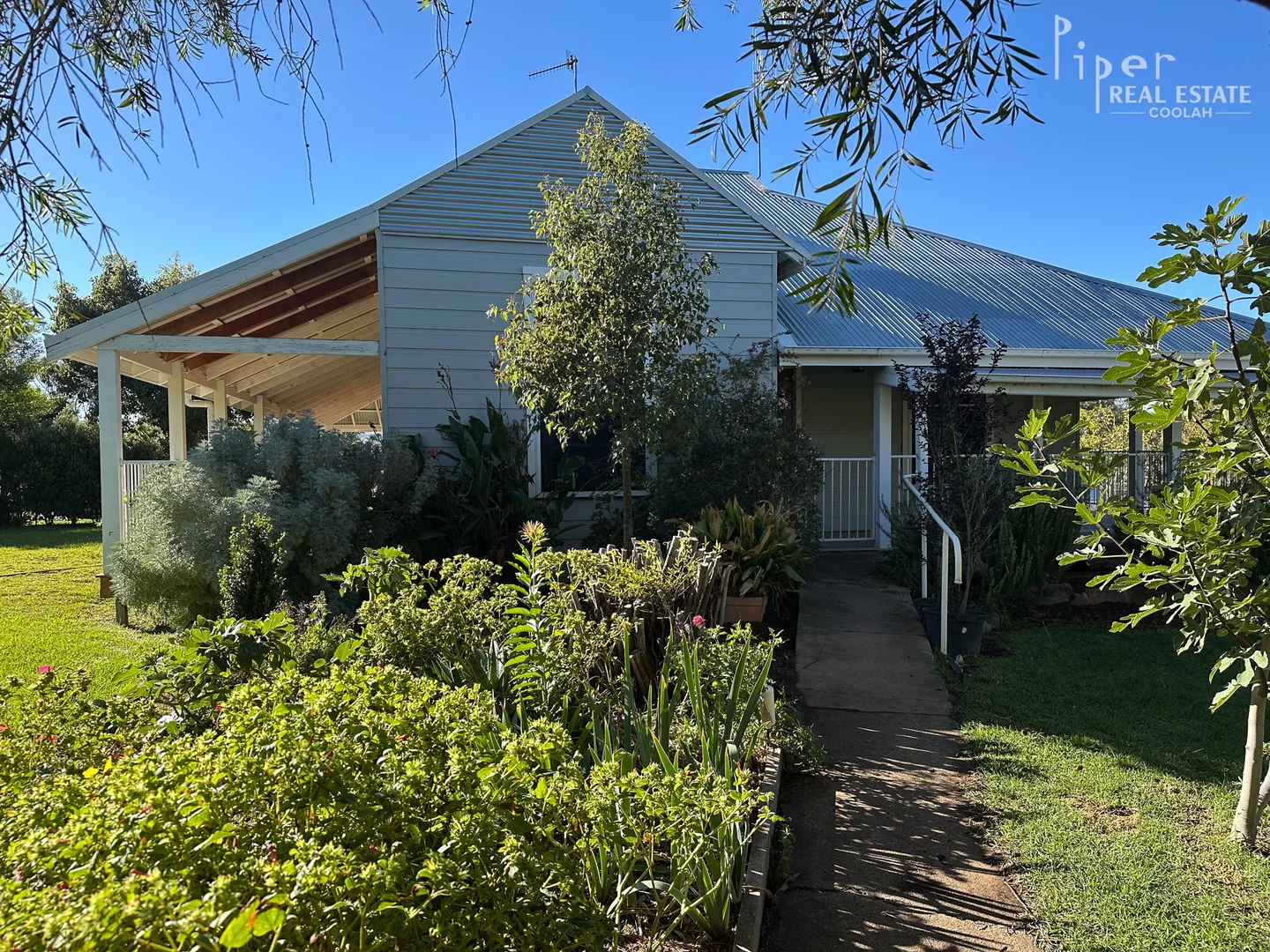 Additional image 5 of The Old School House/75 Denham Street, Leadville via, Dunedoo NSW 2844