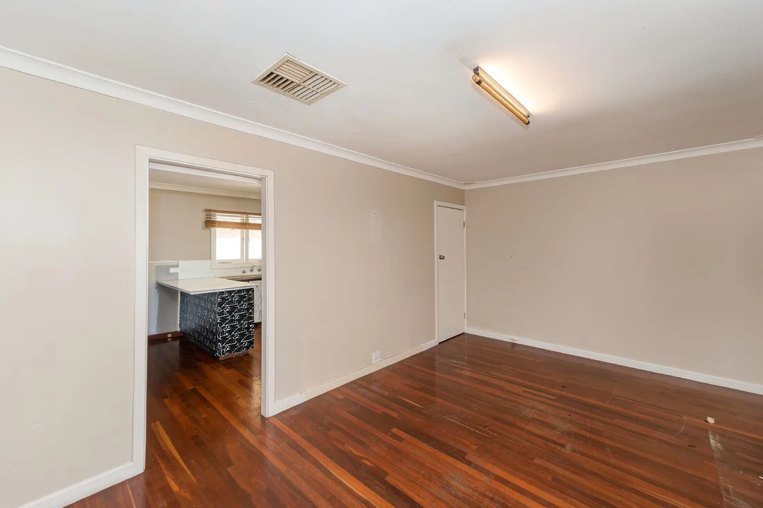 Additional image 8 of 37 Colne Way, Girrawheen WA 6064