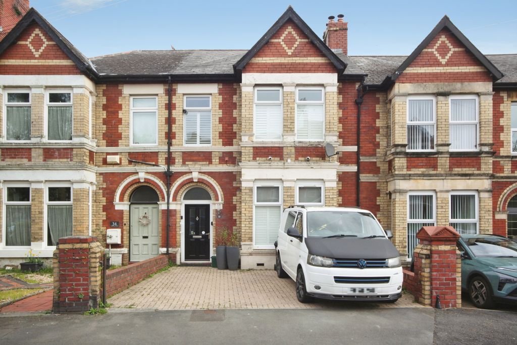 5 bed terraced house for saleOmbersley Road, Newport NP20
