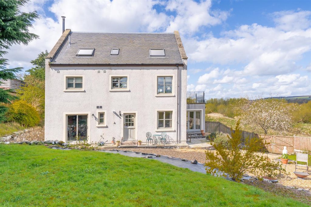 5 bed detached house for saleKissinggate Cottage, Morebattle TD5