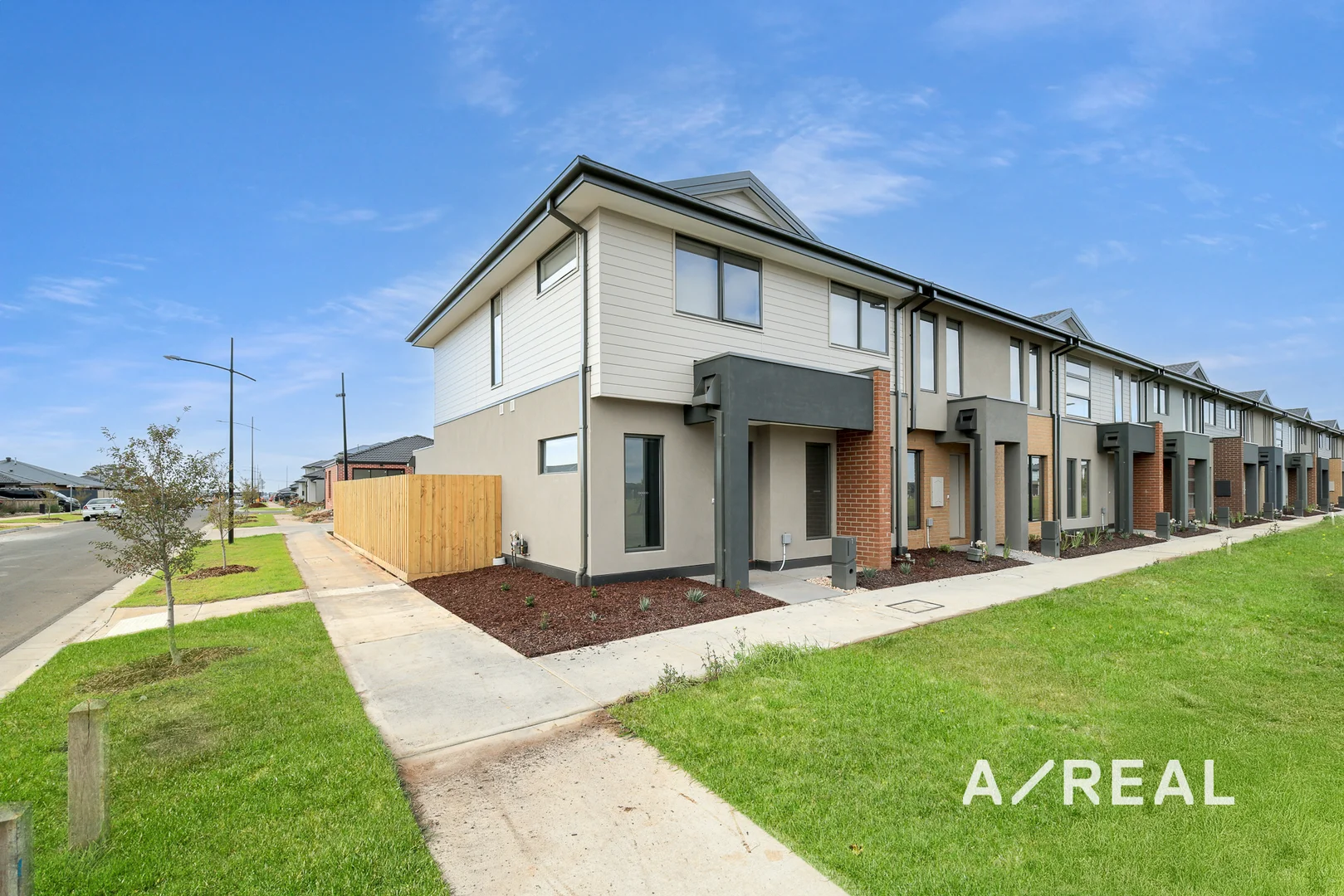 1 Nishi Walk, Deanside VIC 3336 photo 4