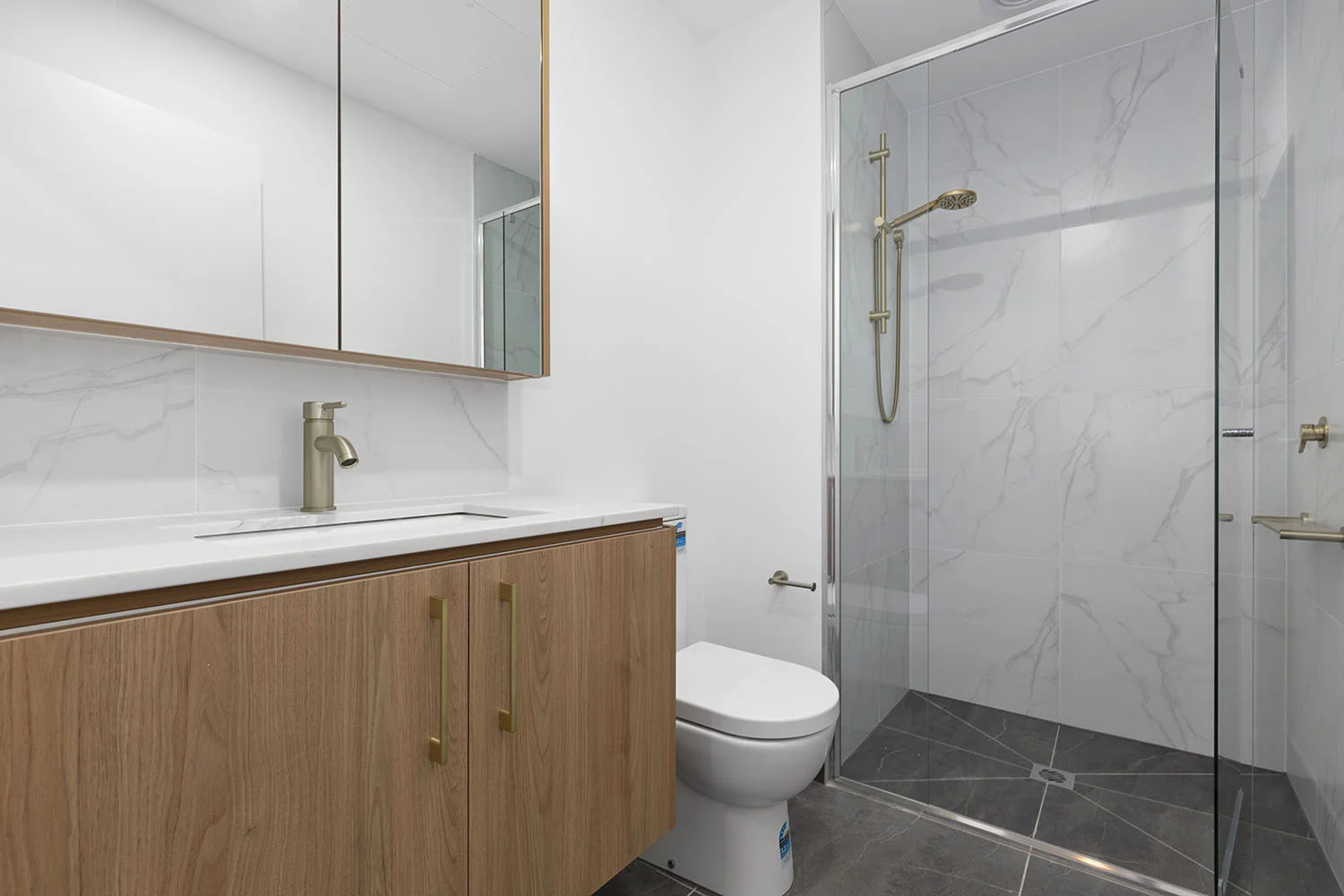 Additional image 3 of 3/192 Lower Heidelberg Road, Ivanhoe East VIC 3079