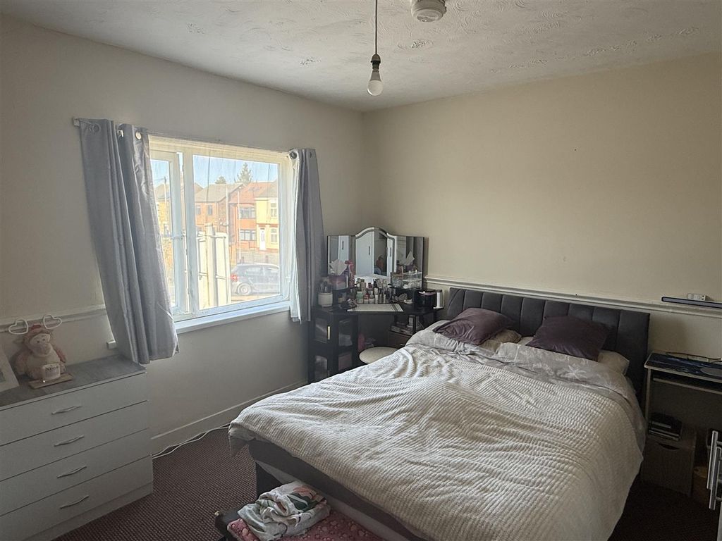 Additional image 5 of 2 bed flat for saleTaverners Road, Peterborough PE1