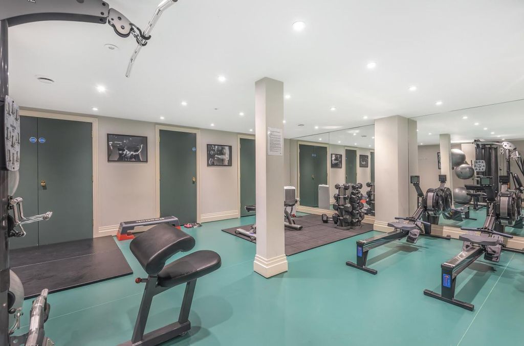 Additional image 23 of 2 bed flat for saleKings Drive, Midhurst GU29