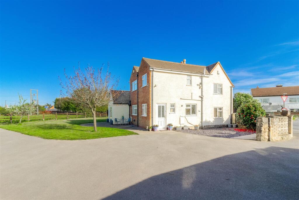 Additional image 36 of Clifton Road, No Mans Heath, B79