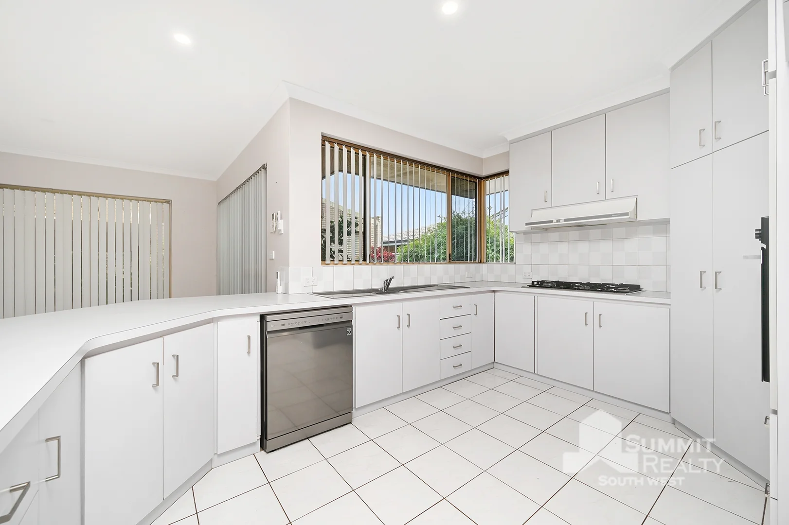 Additional image 14 of 40 Forum Way, East Bunbury WA 6230