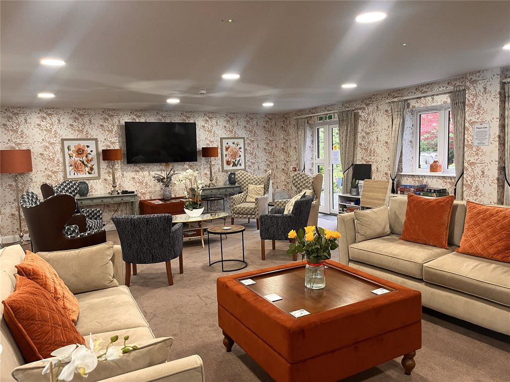 Additional image 13 of 2 bed flat for saleWenlock Road, Shrewsbury, Shropshire SY2
